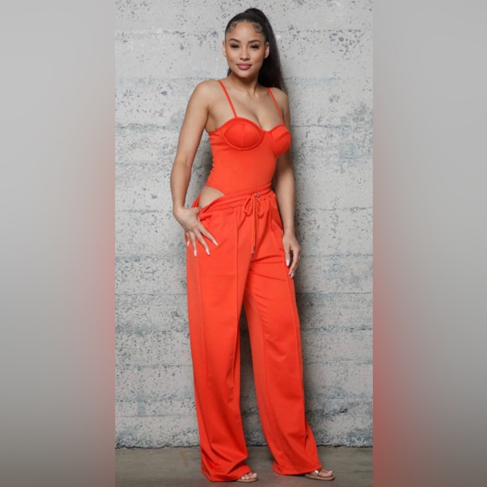 BUSTIER BODYSUIT WITH ELASTIC WAIST WIDE LEG PANTS